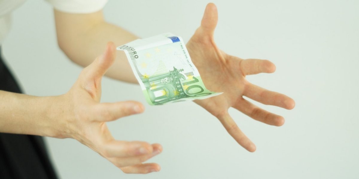 As a brand new business owner, should you discount your product or service to acquire a new customer?