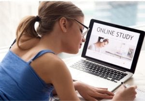 Use an online course to learn social media marketing